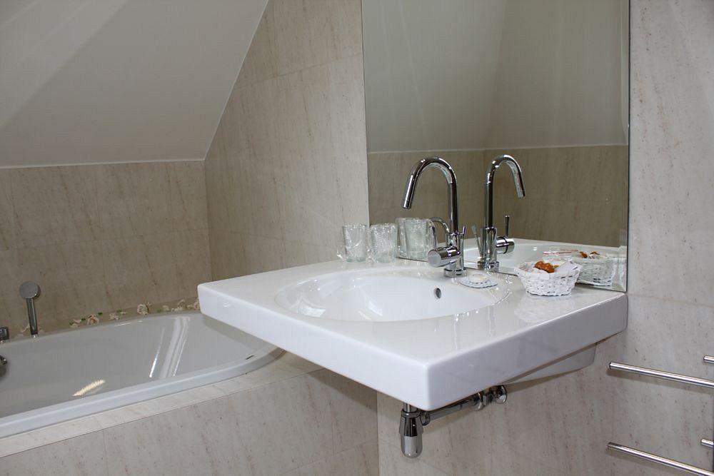 Popelka 4* Prag