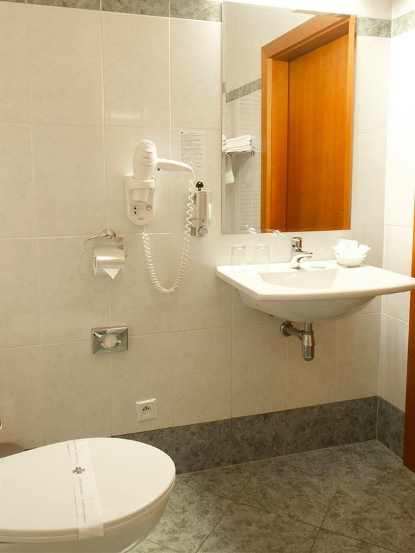 Popelka 4* Prag